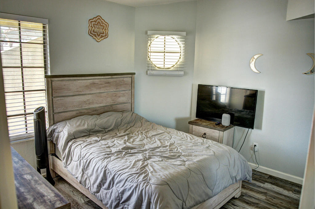 68880 Tachevah Drive