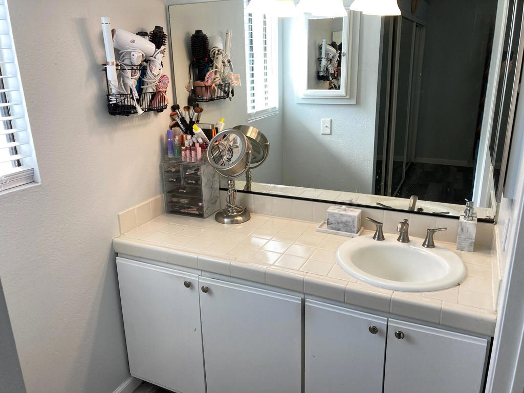 68880 Tachevah Drive