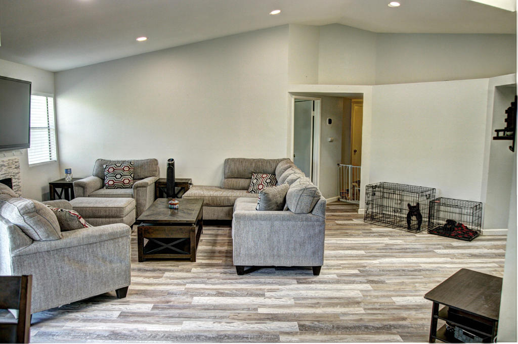 68880 Tachevah Drive