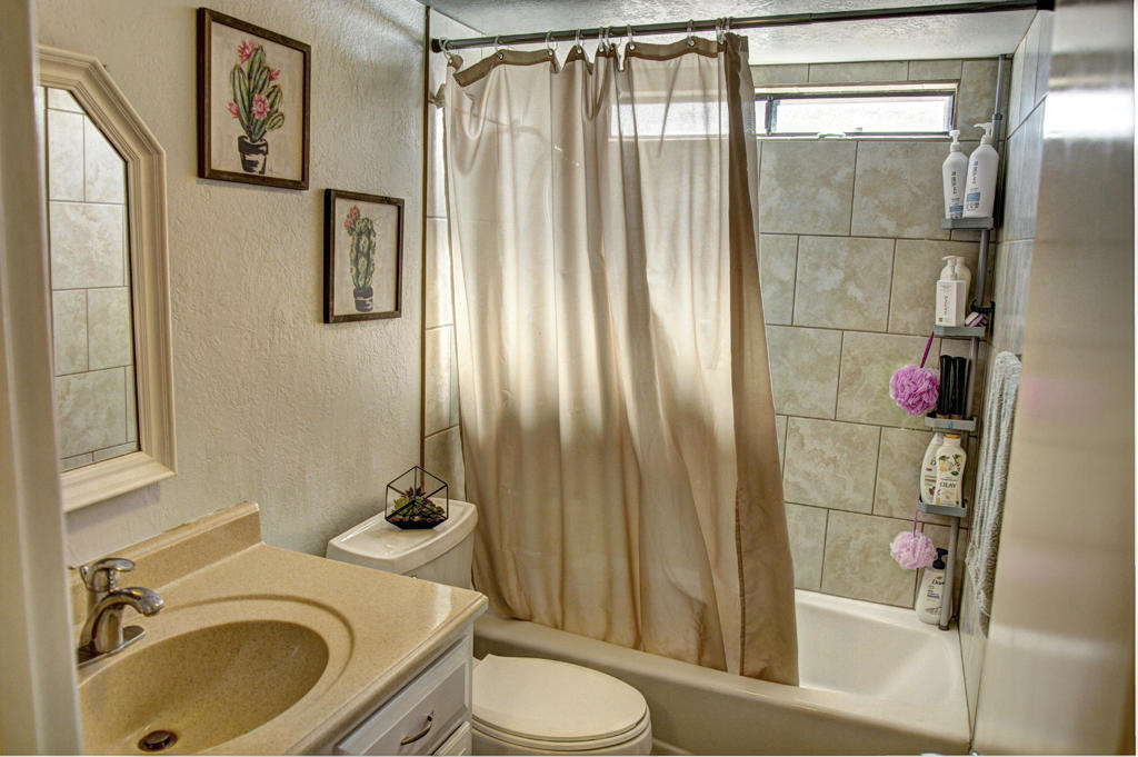 68880 Tachevah Drive