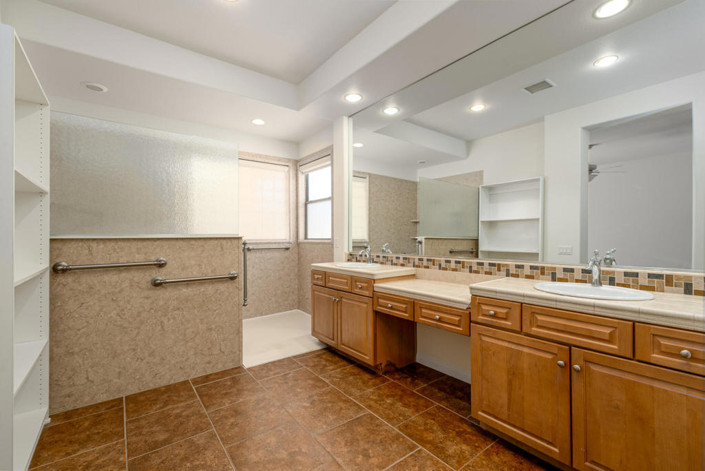 74149 Kokopelli Circle