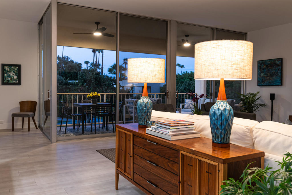 447 Desert Lakes Drive