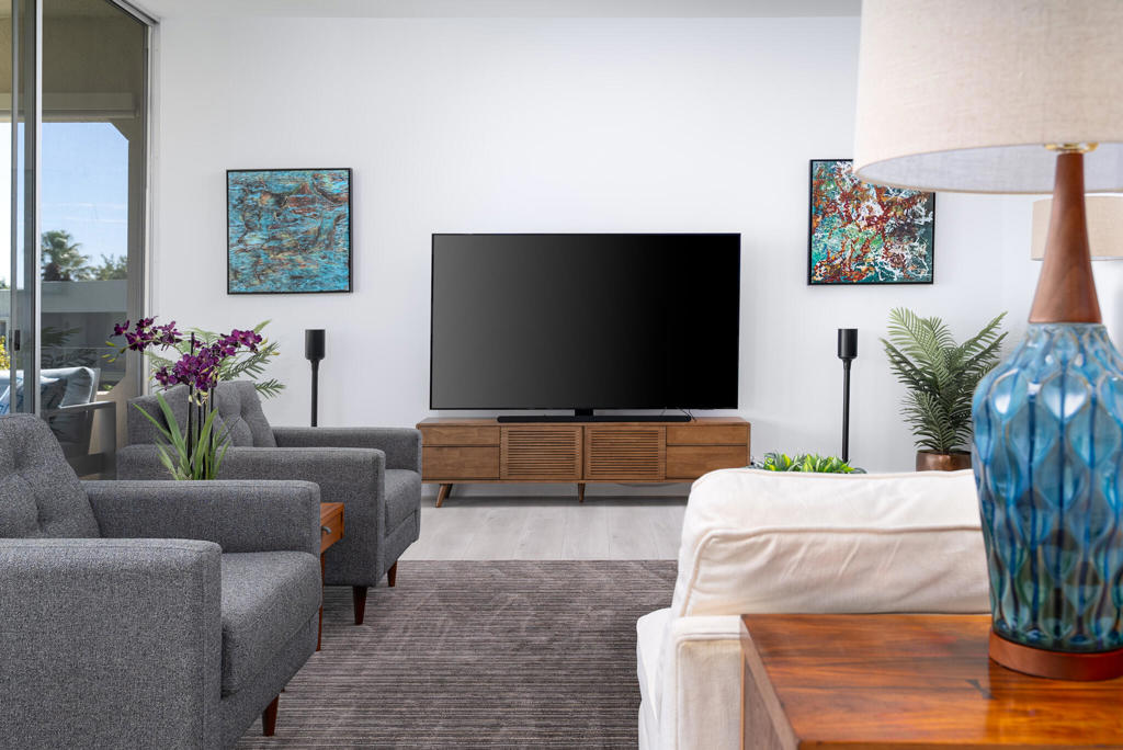 447 Desert Lakes Drive