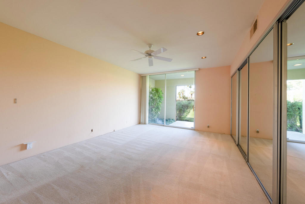 399 Desert Lakes Drive
