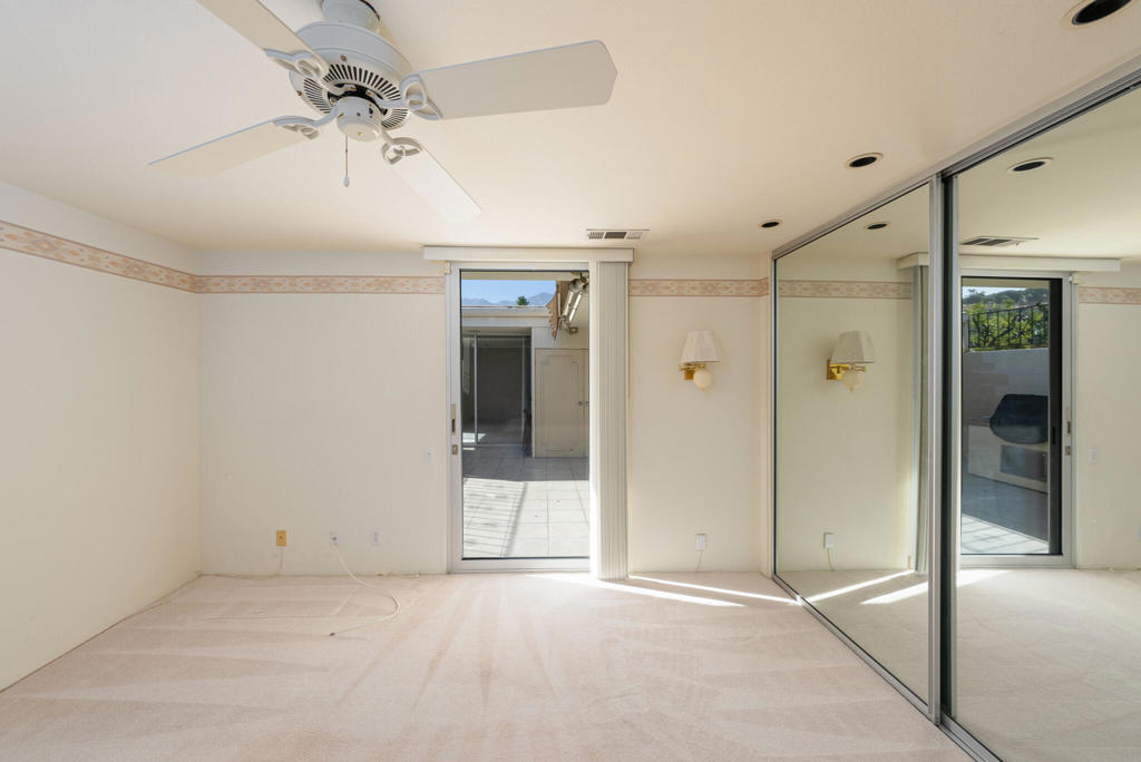 399 Desert Lakes Drive