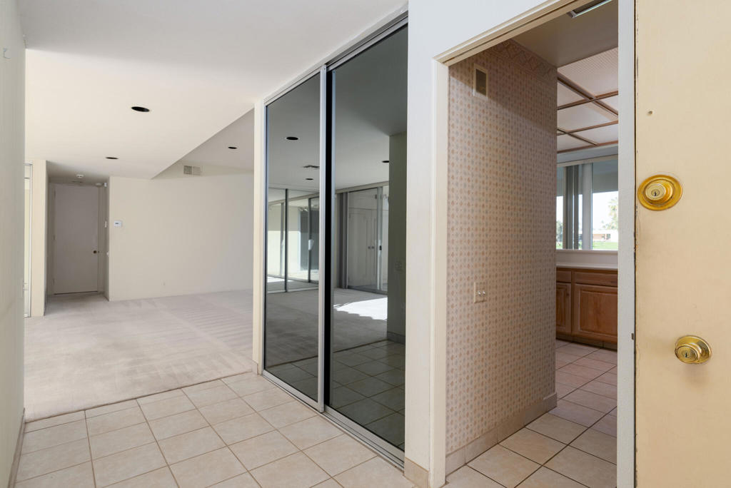 399 Desert Lakes Drive