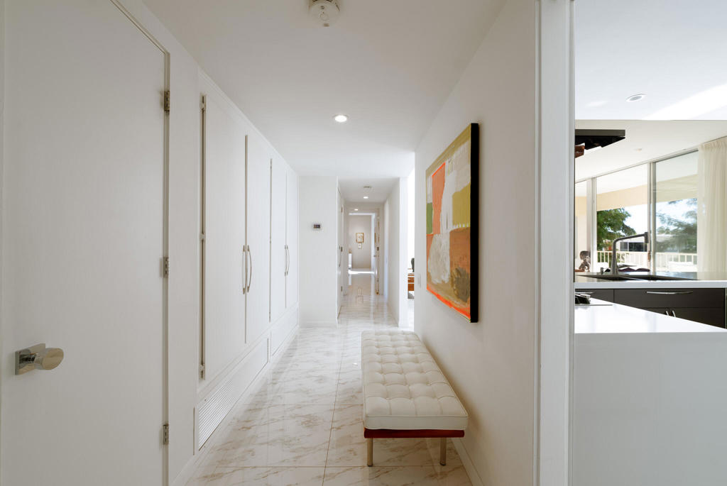 495 Desert Lakes Drive