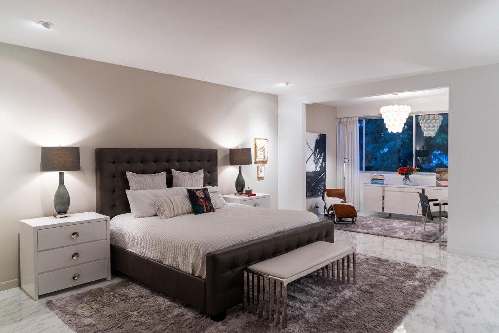 495 Desert Lakes Drive