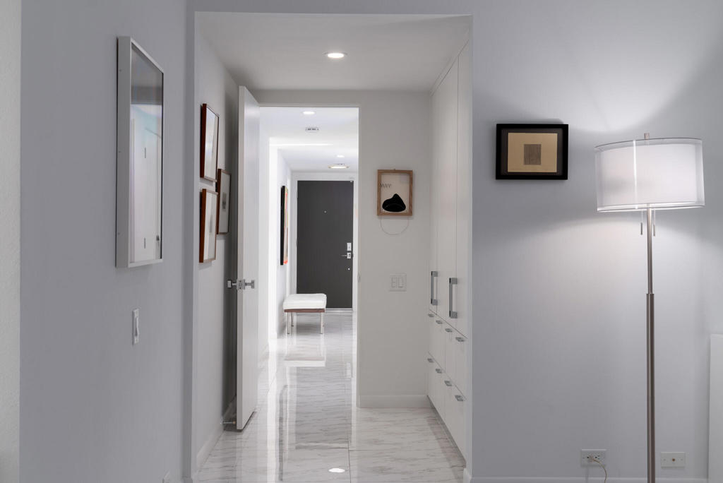 495 Desert Lakes Drive