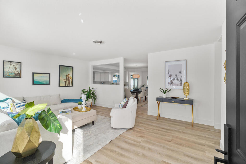 77200 Indiana Avenue