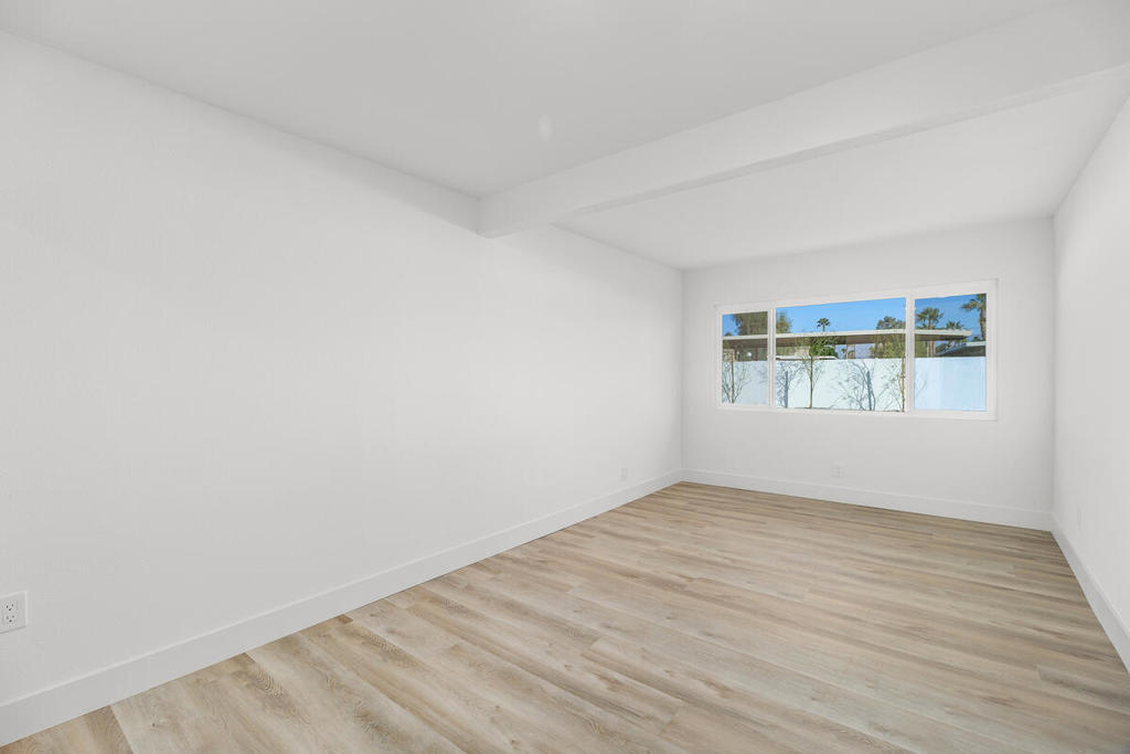 77200 Indiana Avenue