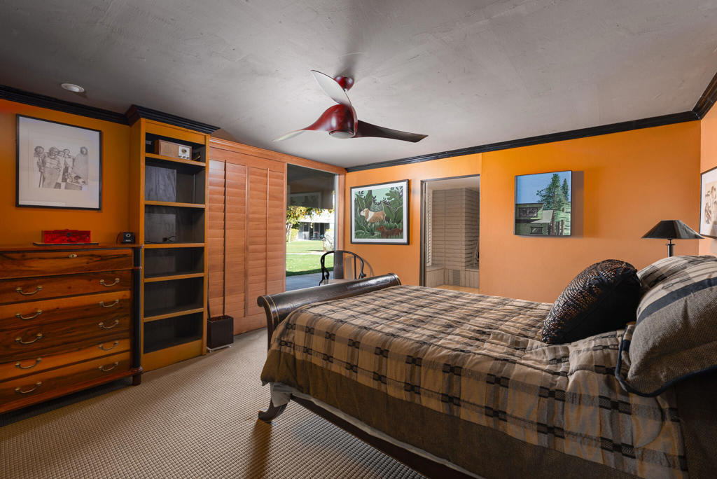 209 Desert Lakes Drive