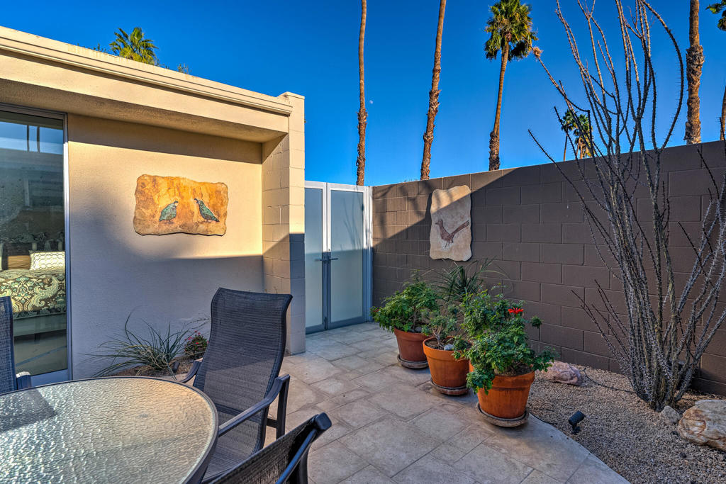 327 Westlake Terrace