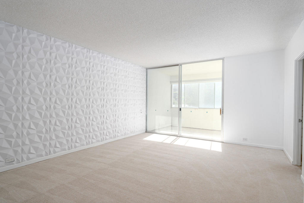 455 Desert Lakes Drive