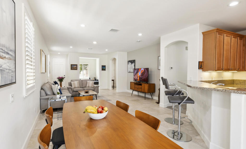 80282 Avenida Santa Olivia