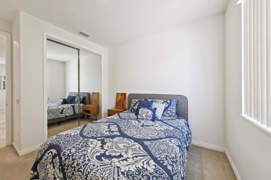 80282 Avenida Santa Olivia