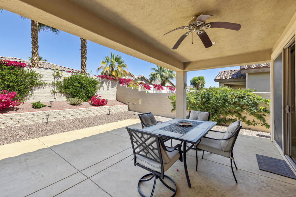 80282 Avenida Santa Olivia