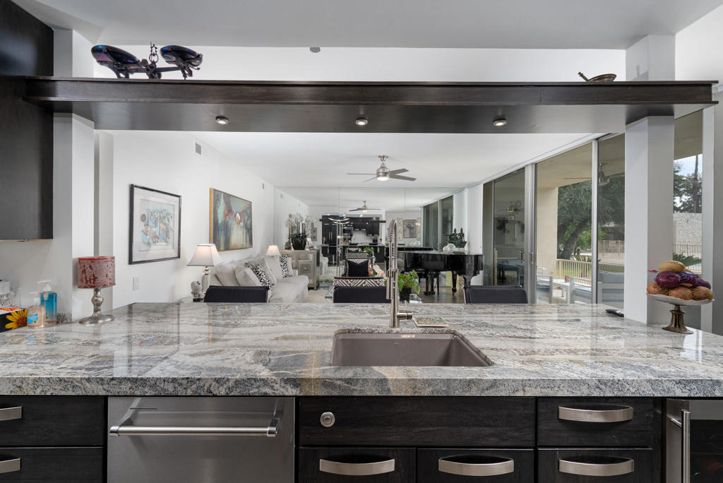 477 Desert Lakes Drive