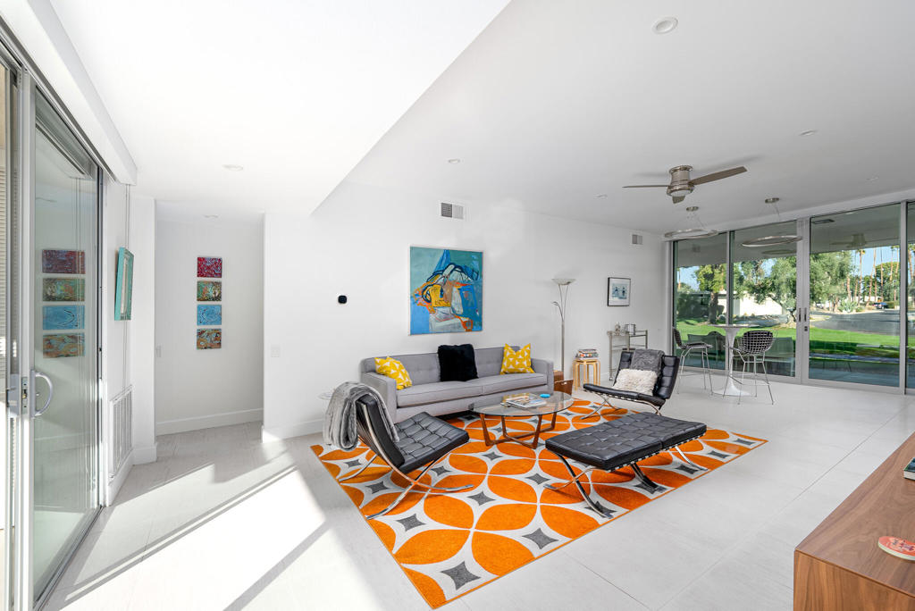 24 Desert Lakes Drive