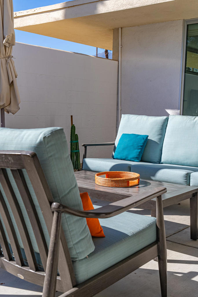 24 Desert Lakes Drive