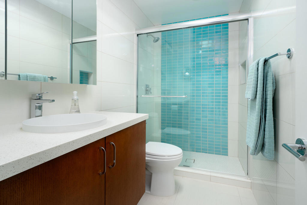 24 Desert Lakes Drive