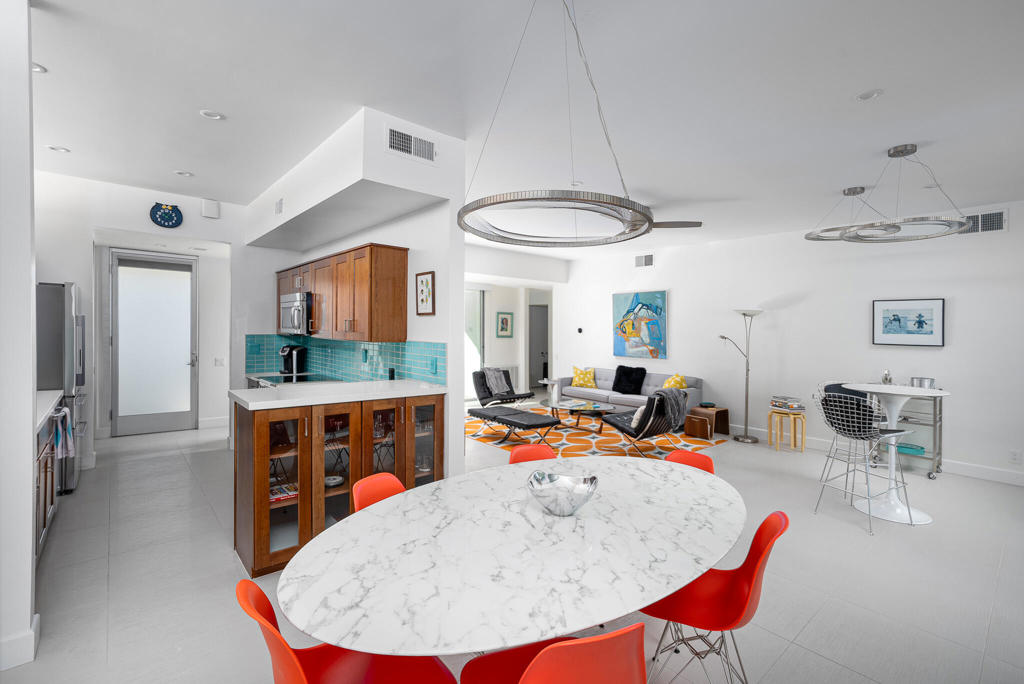 24 Desert Lakes Drive