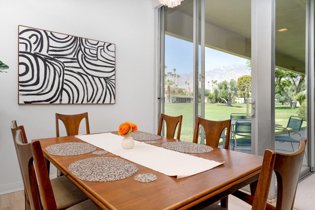 322 Desert Lakes Drive