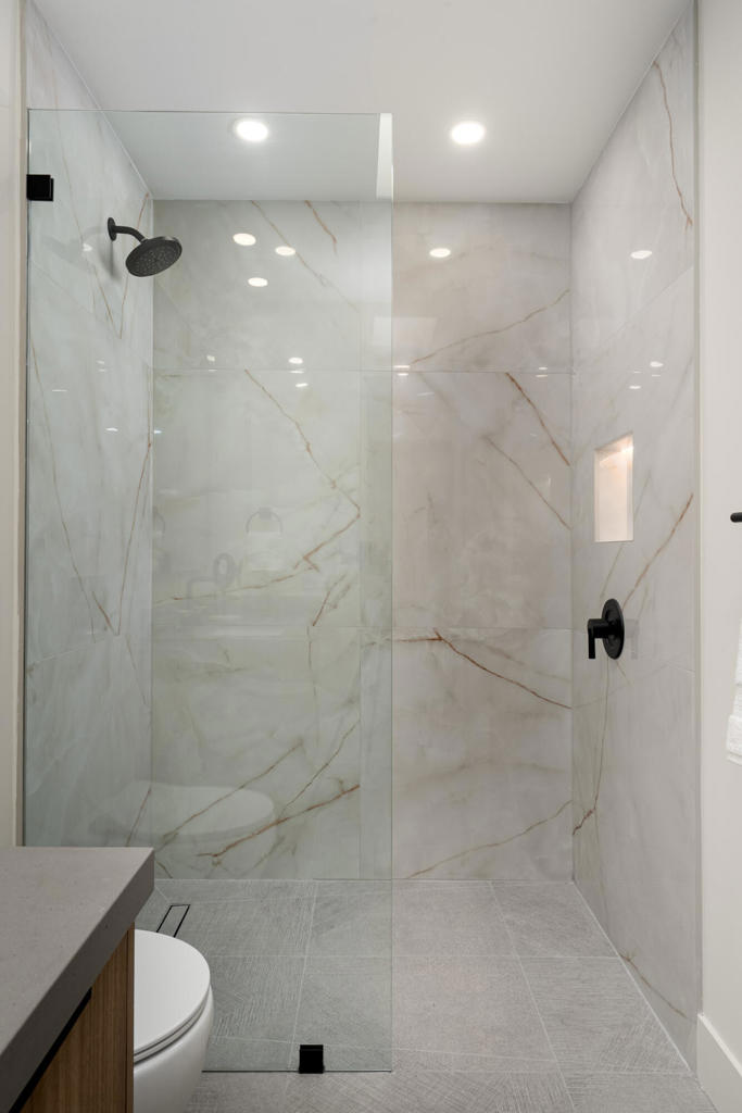 172 Desert Lakes Drive