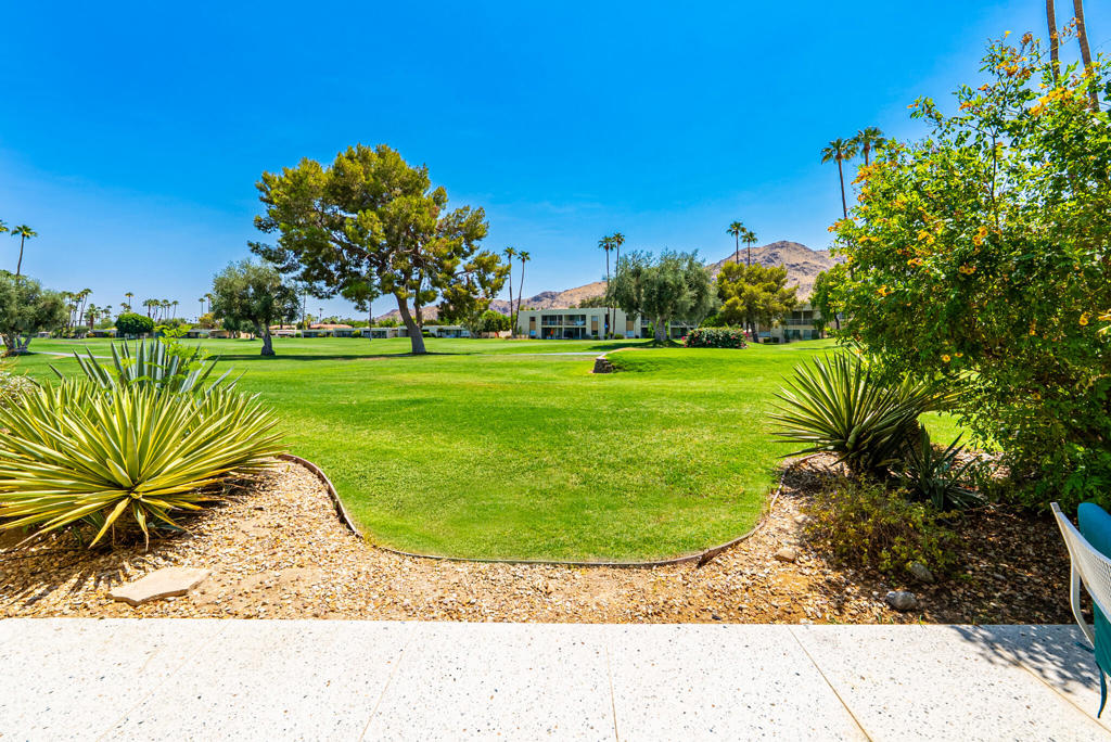 519 Desert Lakes Drive