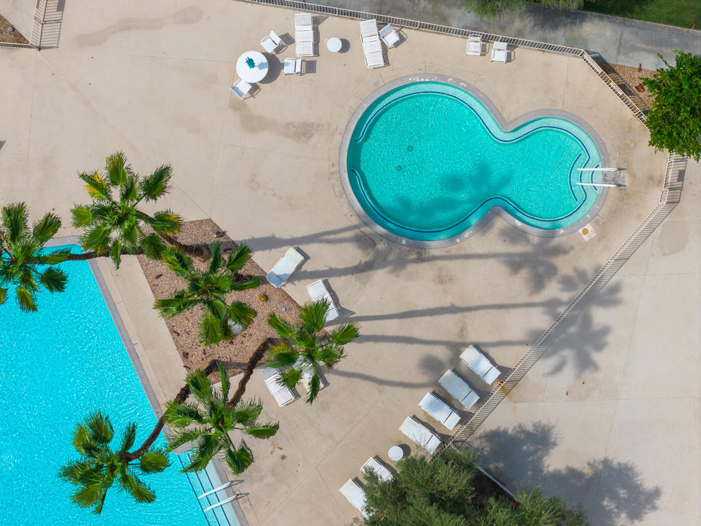 449 Desert Lakes Drive