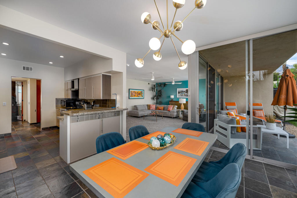 403 Desert Lakes Drive