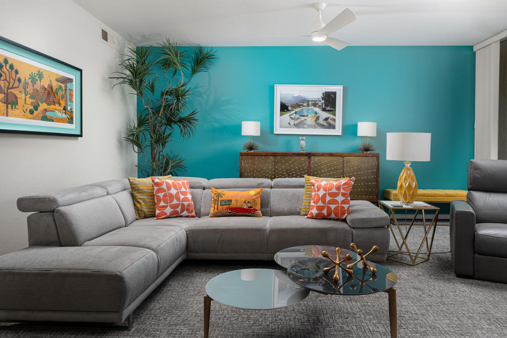 403 Desert Lakes Drive