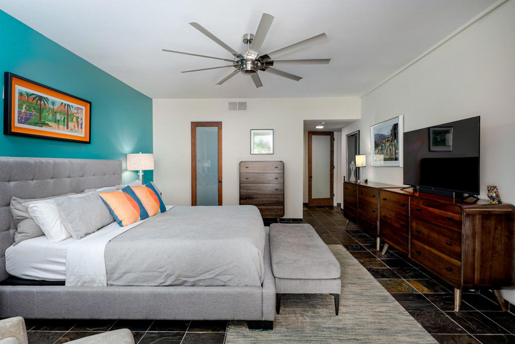 403 Desert Lakes Drive