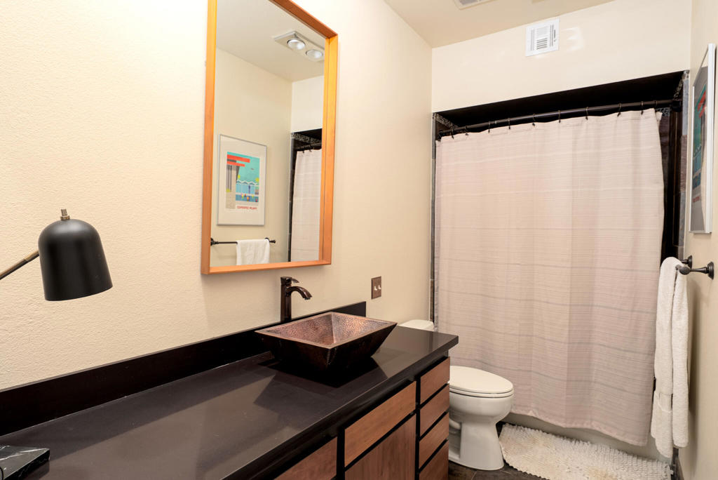 403 Desert Lakes Drive