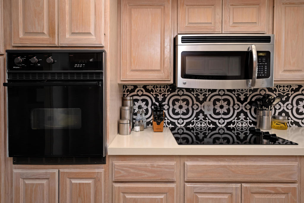 451 Desert Lakes Drive