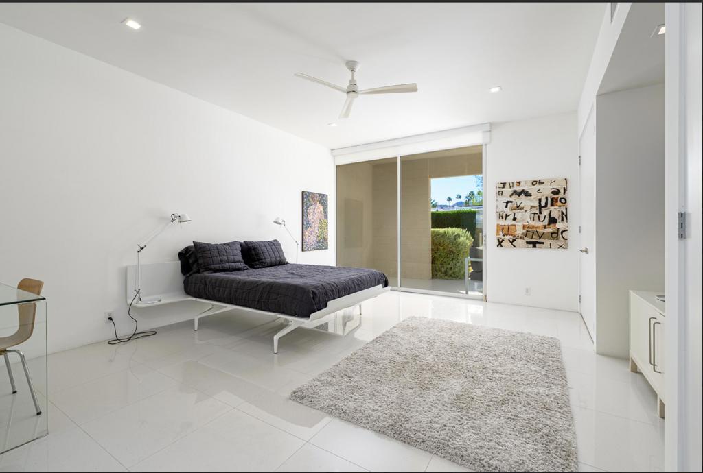 340 Desert Lakes Drive