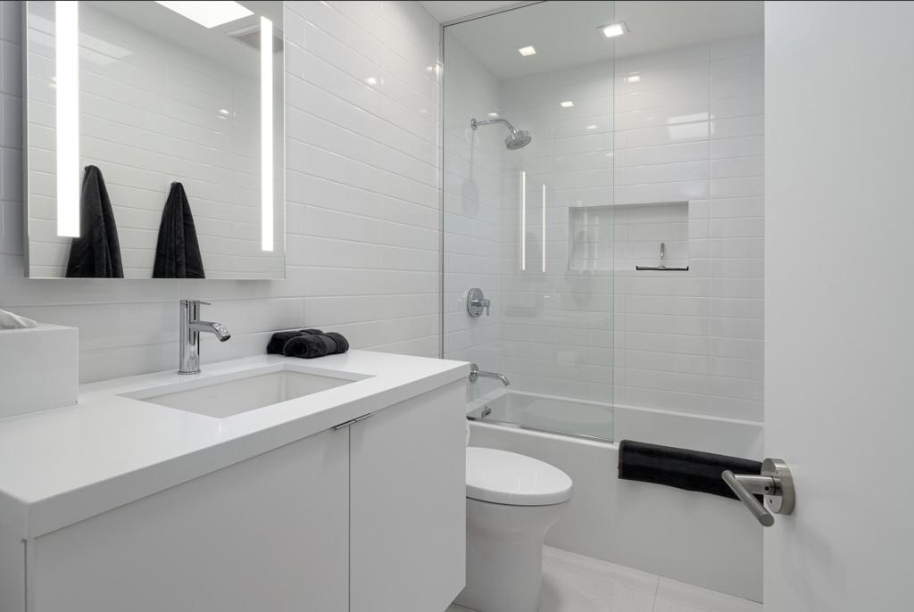 340 Desert Lakes Drive