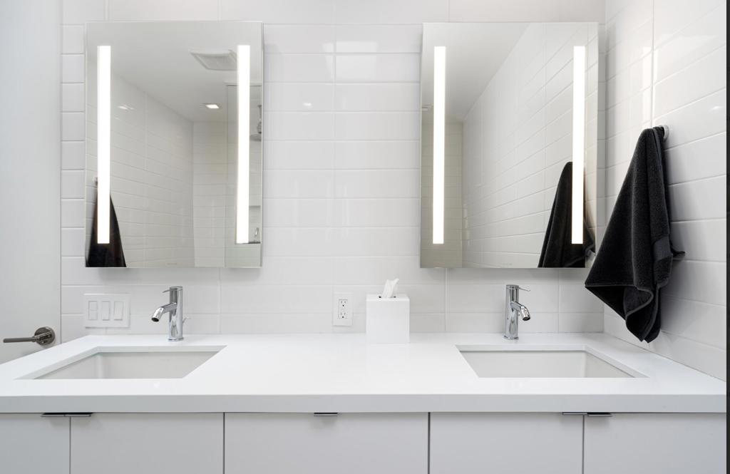 340 Desert Lakes Drive