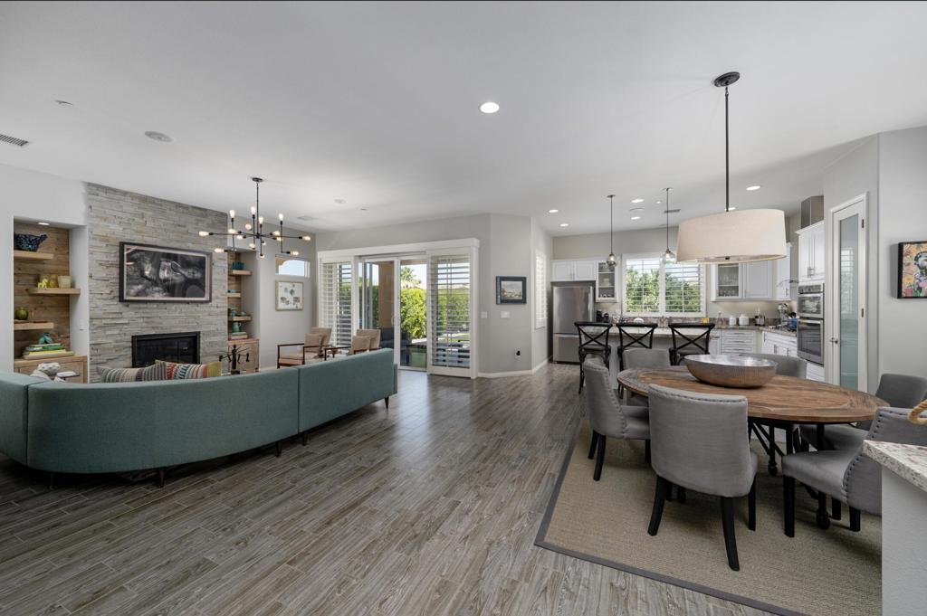 67360 N Laguna Drive