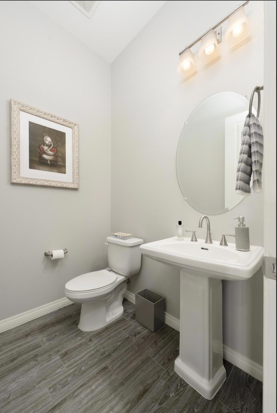 67360 N Laguna Drive