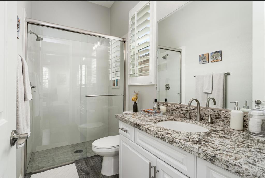 67360 N Laguna Drive