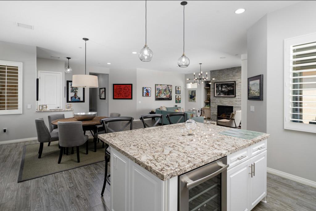 67360 N Laguna Drive