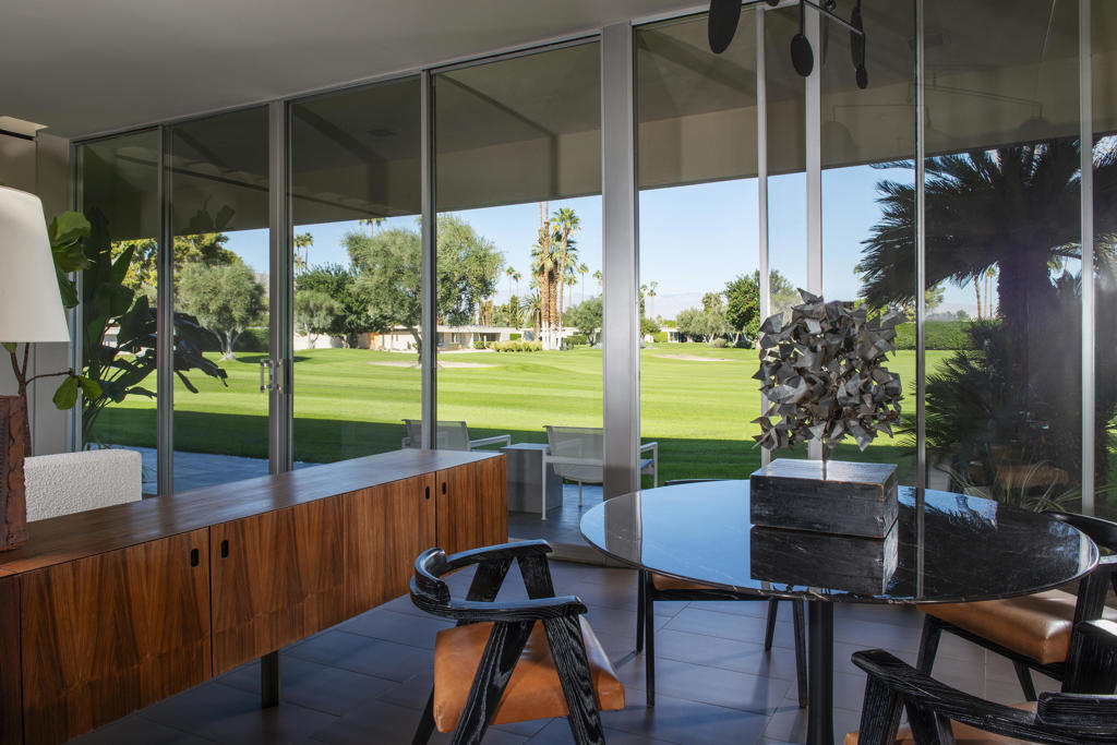 92 Desert Lakes Drive