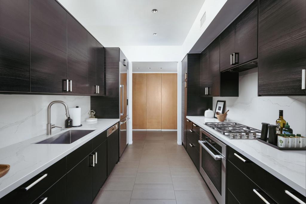 92 Desert Lakes Drive