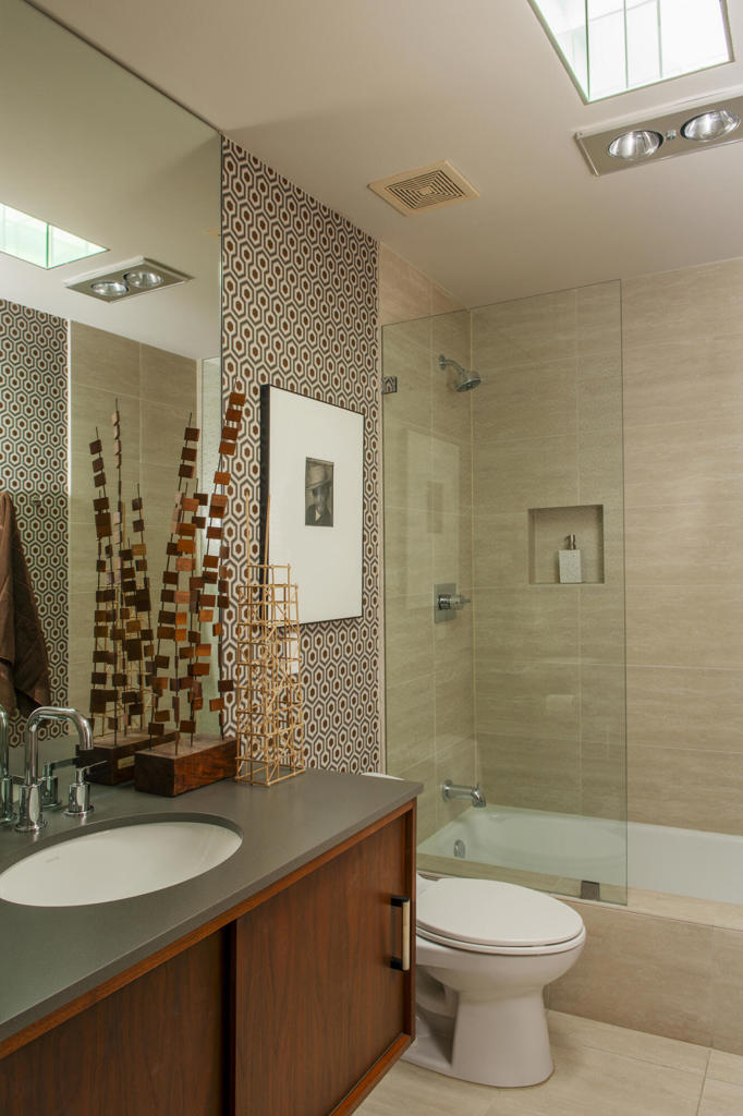 92 Desert Lakes Drive