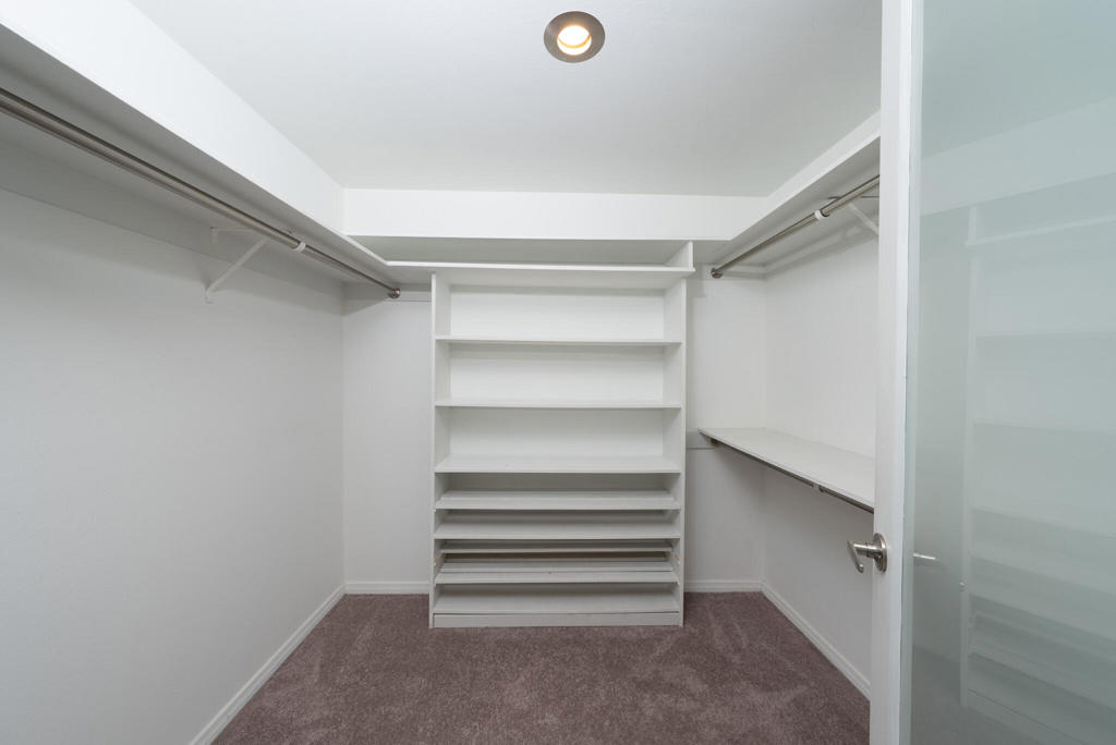 489 Desert Lakes Drive