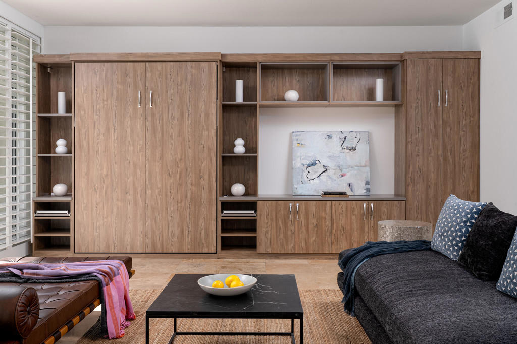 489 Desert Lakes Drive