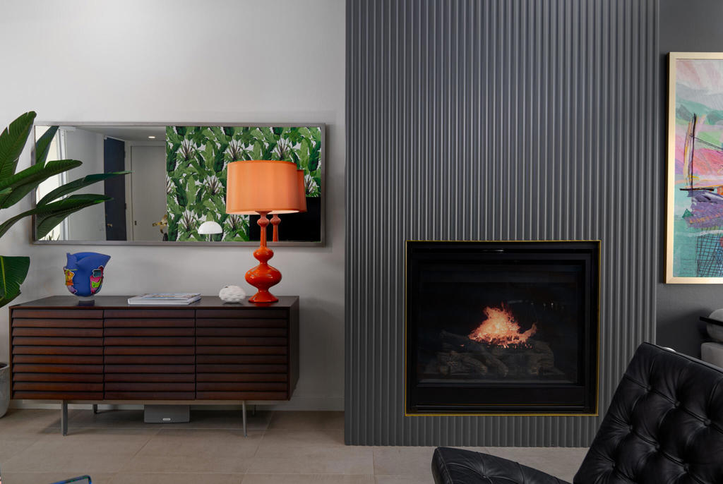 320 Desert Lakes Drive