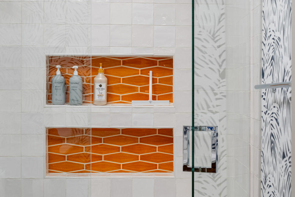 320 Desert Lakes Drive