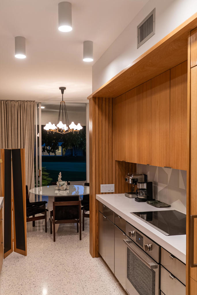 170 Desert Lakes Drive